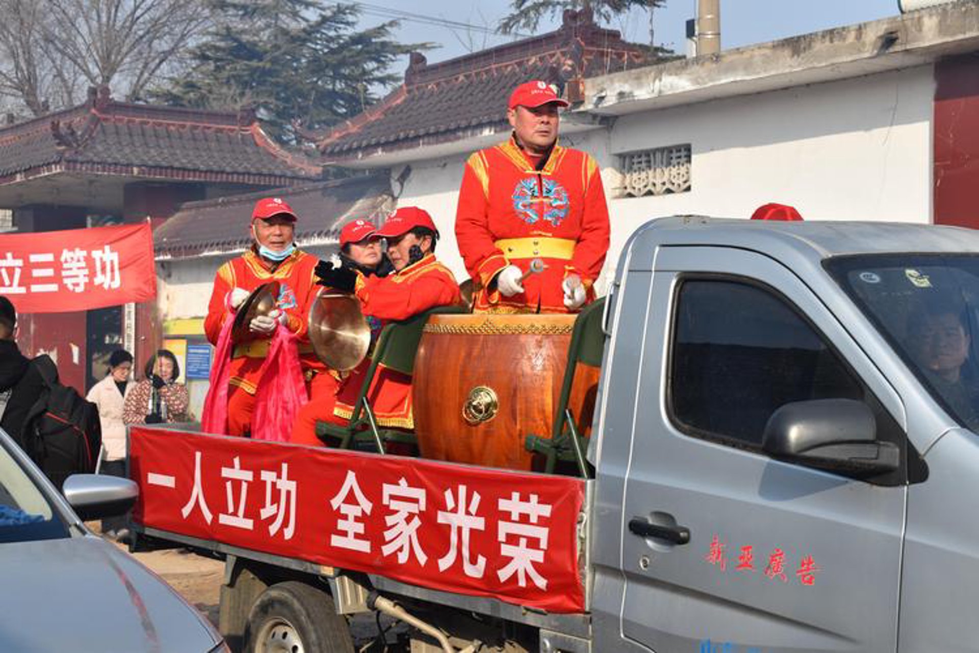 源威进出口